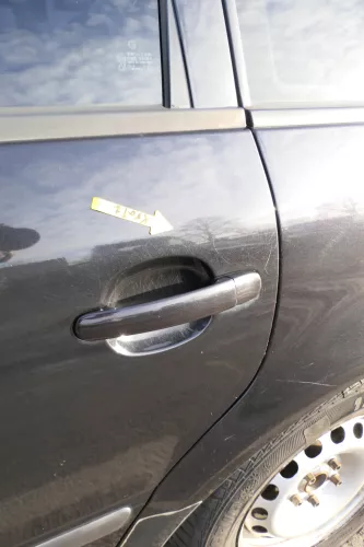 VW Passat 3B 3BG Kombi Variant Tür hinten links schwarz LC9Z magic (162647)