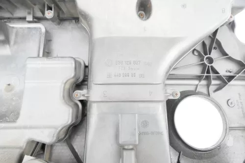 VW Golf 5 Motorabdeckung 1,4 16V BCA 55kw 75PS Abdeckung Motor 036129607DB (162671)