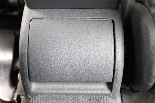 Audi A3 8L Aschenbecher Zigarettenanzünder hinten schwarz 8L0857961  6PS