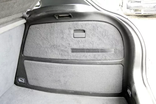 Audi A3 8L Abdeckung Verkleidung Kofferraum hinten rechts Seite 8L3863880B JKM