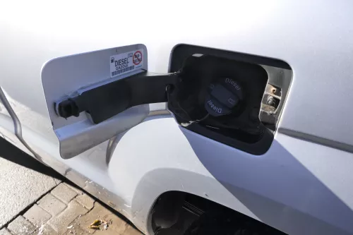 VW Amarok Tankdeckel Klappe Tankklappe Deckel Tank silber LA7W 2H0809905A (162818)