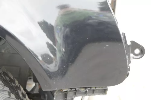 Audi A4 8E B7 Kotflügel vorne rechts schwarz LZ9Y (162974)