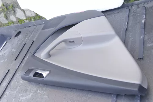 VW Passat 3C Variant 4x Türverkleidung Verkleidung Tür Leder latte macchiato sch (163023)