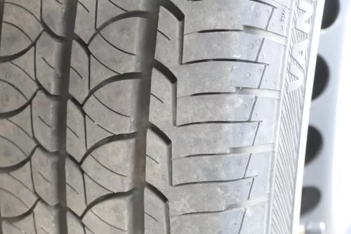 VW T5 T6 Felgen Reifen 205/65 R16C 107/105T Sommerreifen 6,5x16H2 ET51  7-9mm (163088)