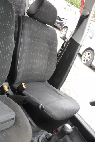 VW Polo 6N 6N2 Seat Ibiza 6K Golf 3 Sitz vorne links Fahrersitz 4/5-Türer + Kom (163207)