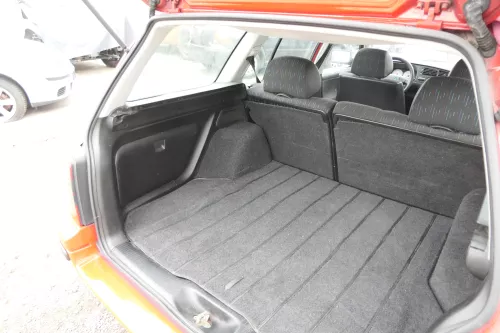 VW Golf 3 1H Variant Kombi Verkleidung Teppich Kofferraum Kofferraumteppich schw (163212)