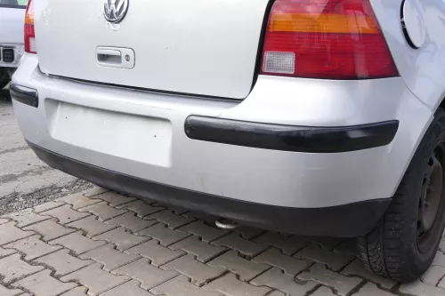 VW Golf 4 Limousine Stoßstange hinten Heckstoßstange Stoßfänger silber LB7Z grau (163227)