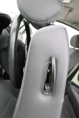 Seat Arosa Lupo Sitz vorne links Fahrersitz Höhenverstellung (163288)