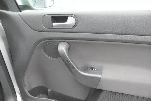 VW Golf Plus 5M 4x Türverkleidung Verkleidung Tür vorn hinten links schwarz (163511)