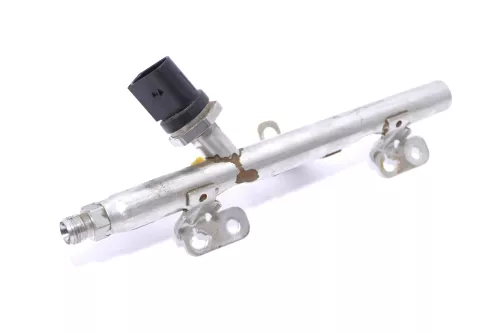 VW Golf Touran Eos Einspritzleiste 04C133317H CPGA Erdgas Gas Kraftstoffverteile (163654)