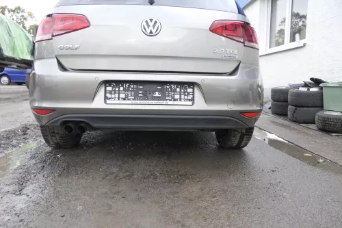 VW Golf 7 5G Limousine Stoßstange hinten Heckstoßstange braun golf LC8Y PDC (163670)
