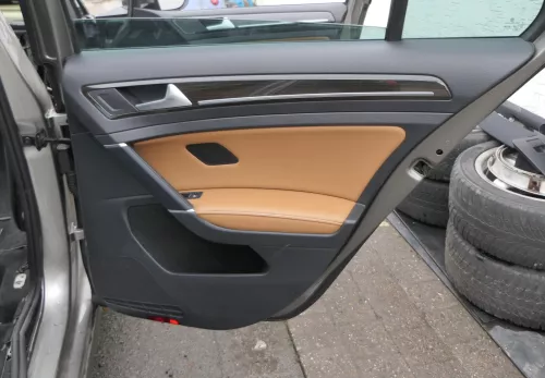 VW Golf 7 5G Limousine Türverkleidung Tür vorn hinten 4/5-Türer Leder braun (163678)