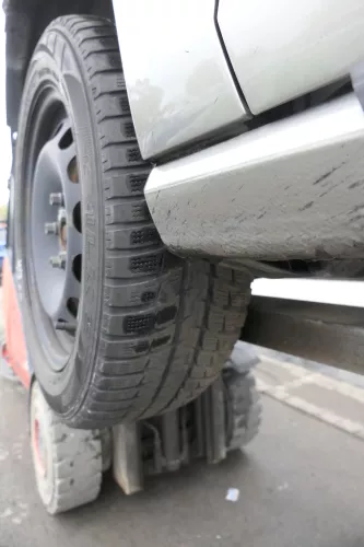 VW Golf 7 5G Reifen Winterreifen 205/55 R16 91TH Stahlfelgen Felgen 3-6mm (163748)