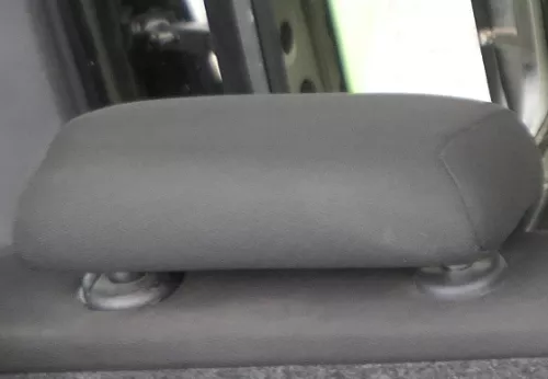 Seat Ibiza 5 6J Kopfstütze hinten rechts / links / mitte schwarz 6J0885921  57V (163843)