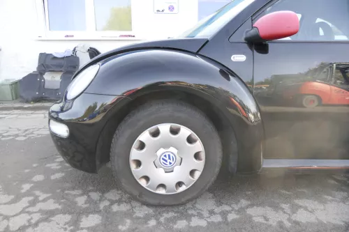 VW New Beetle 9C Kotflügel vorne links schwarz L041 1C0821103H