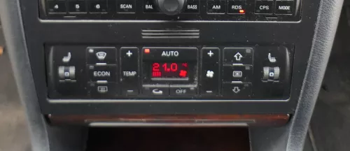 Audi A4 B5 Faceliftmodell Klimabedienteil Klimatronic Bedienteil 8D0820043N