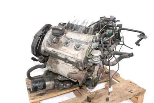 Audi A6 4B A4 B5 Motor ARJ / ASM / AML / AMM 2,4 V6 120kw 100kw 174PS 189.000km (164022)