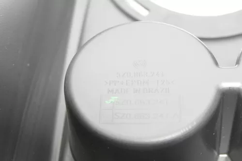 VW Fox 5Z Becherhalter Mitteltunnel Aschenbecher Verkleidung Anzünder (164027)