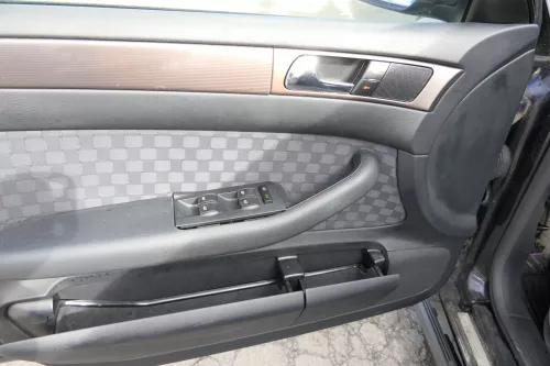 4x A6 4B Türverkleidung Verkleidung Tür vorne hinten links rechts onyx (164118)