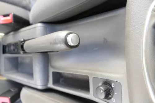 Audi A6 4B Handbremse Feststellbremse grau swing Leder