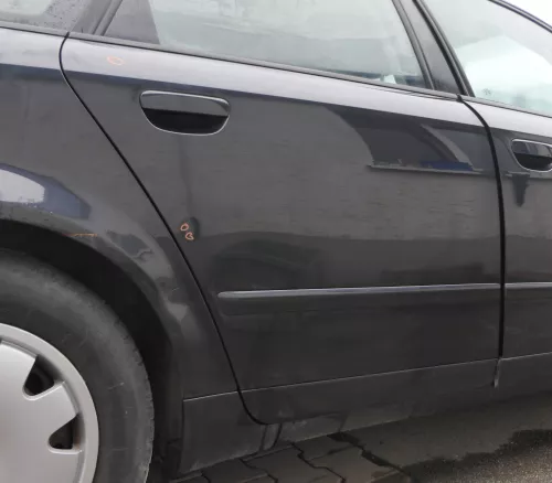 Audi A4 B6 8E nur Türblatt Tür hinten rechts schwarz LZ9W Kombi+Limo