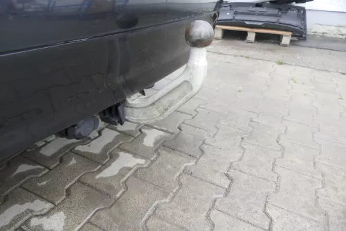 Audi A4 8E B6 Kombi Avant Stoßstange hinten mit Spoiler schwarz LZ9W (164236)