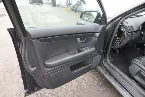 4x Audi A4 8E B6 Türverkleidung Verkleidung Tür schwarz Leder (164246)