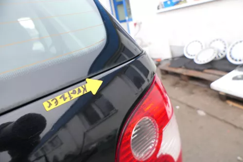 VW Polo 9N3 9N Heckklappe Kofferraumklappe Klappe schwarz L041 - ohne Anbauteile (164274)