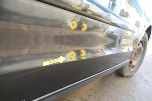 VW Polo 9N 9N3 Tür vorne rechts Beifahrertür 2/3-Türer schwarz LC9Z ohneAnbautei (164313)