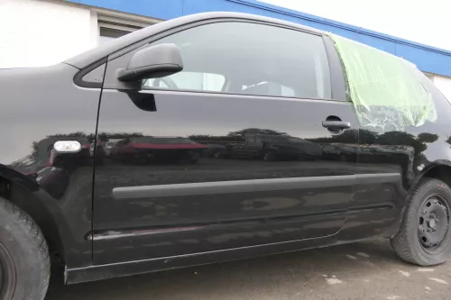 VW Polo 9N 9N3 Tür vorne links Fahrertür 2/3-Türer schwarz L041 ohneAnbautei