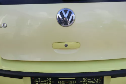 VW Polo 9N3 9N Heckklappe Kofferraumklappe Klappe gelb LD1B ohne Anbauteile (164346)