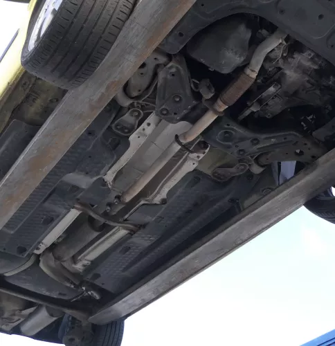 VW Polo 9N Ibiza 6L Auspuff Mittelschalldämp hinten 1,2 AWY AZQ BMD BME Hosenroh (164357)