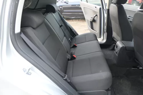 VW Golf 5M Plus Sitze Rückbank Rücksitzbank Lehne hinten (ohne Kopfstützen (164366)