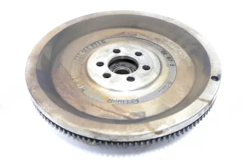 VW Golf 5 6 Schwungrad Schwungscheibe 1.4 030105271D 038105269C + Kupplung 1,4 (164380)