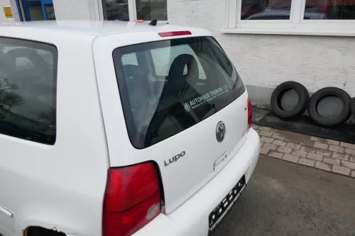 VW Lupo 6X Heckklappe Klappe Kofferraumklappe Scheibe weiß LB9A ohneAnbautei (164403)
