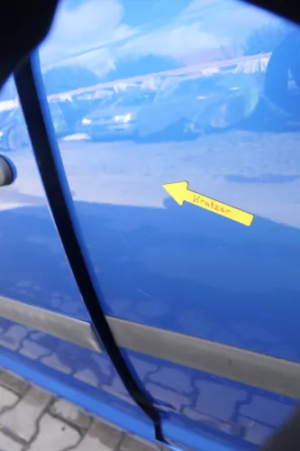 VW Touran 1T 1T3 Tür hinten links blau LA5X und Scheibe ohne Anbauteile (164456)