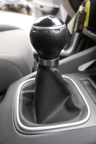 Golf 5 Schaltknauf Schaltsack Schaltung Schaltknüppel Leder 5-Gang 1K0711113CD