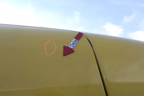 VW Caddy 3 2k Tür hinten rechts gelb Post L132 Schiebetür mit Scheibe (164537)