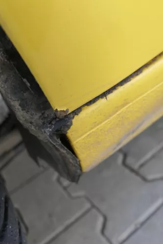 VW Caddy 3 2k Tür hinten rechts gelb Post L132 Schiebetür mit Scheibe (164537)