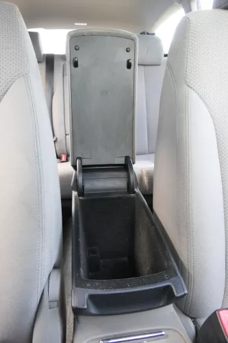 VW Passat 3C Mittelarmlehne Armlehne Fach Deckel braun latte macchiato (164585)