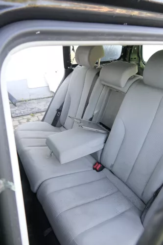 VW Passat 3C Kombi Avant Variant Sitz Rückbank Rücksitzbank Sitze Ski durch grau (164719)