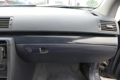 A4 B6 8E vorne Dekor Leisten Abdeckung Lichtschalter blau maritimblau