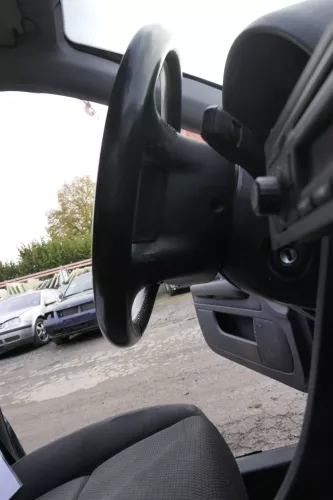 A3 8P A4 8E Lenkrad 4-Speichen 8E0419091BE3 6PS schwarz Lederlenkrad (164759)