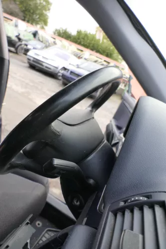 A3 8P A4 8E Lenkrad 4-Speichen 8E0419091BE3 6PS schwarz Lederlenkrad (164759)