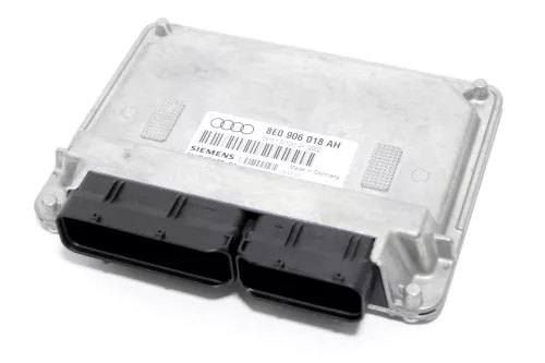 Audi A4 8E Steuergerät Motor Motorsteuergerät 1,6 ALZ 75kw 102PS 8E0906018AH
