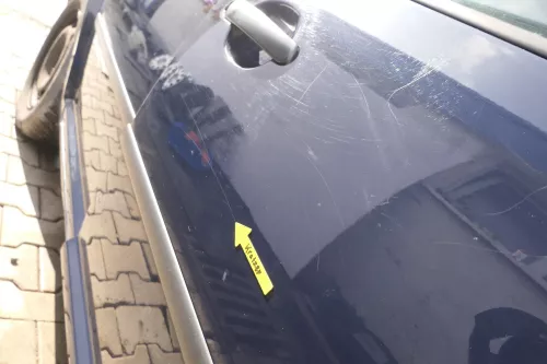 VW Golf 4 Bora Tür vorne rechts Beifahrertür 4/5-Türer + Kombi blau LA5G (164874)