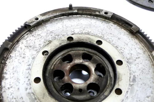 Touran Golf 5 Schwungrad Kupplung Zweimassenschwungrad BKD AZV BMM BMP2.0 TDI 24 (164920)