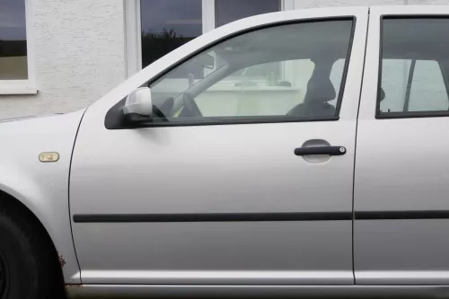 VW Golf 4 Bora Tür vorne links Fahrertür 4/5-Türer & Kombi silber LB7Z -ohneAnba