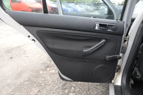 1x VW Golf 4 1J Limousine Türverkleidung Verkleidung Tür hinten links schwarz