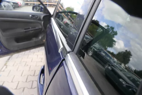 VW Passat 3B 3BG Kombi Variant Tür hinten links blau LB5N ohneAnbauteile (164955)